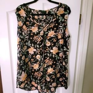 Cameo Caren Pleat Back Top 1X